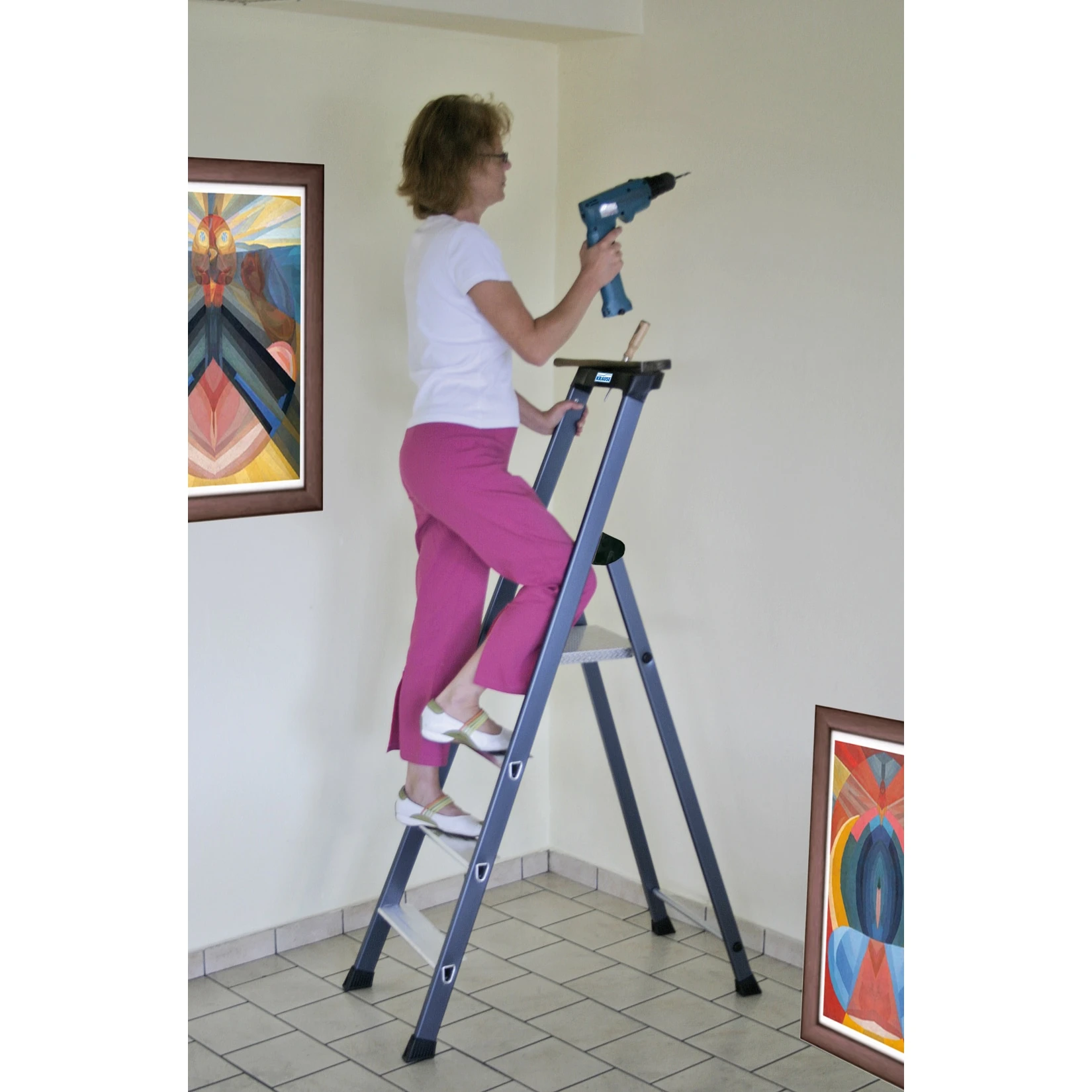 Krause "SePro" Stufen-Stehleiter, Eloxiert - 4 Stufen 5 Krause "SePro" Stufen-Stehleiter, Eloxiert - 4 Stufen – Bild 5