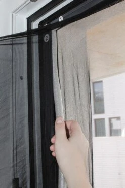 Gardella Home Insektenschutz Spannrahmen, 80x90 Cm Bis 130x150 Cm Versch. Farben -Black & Decker 2228452001 prod 004