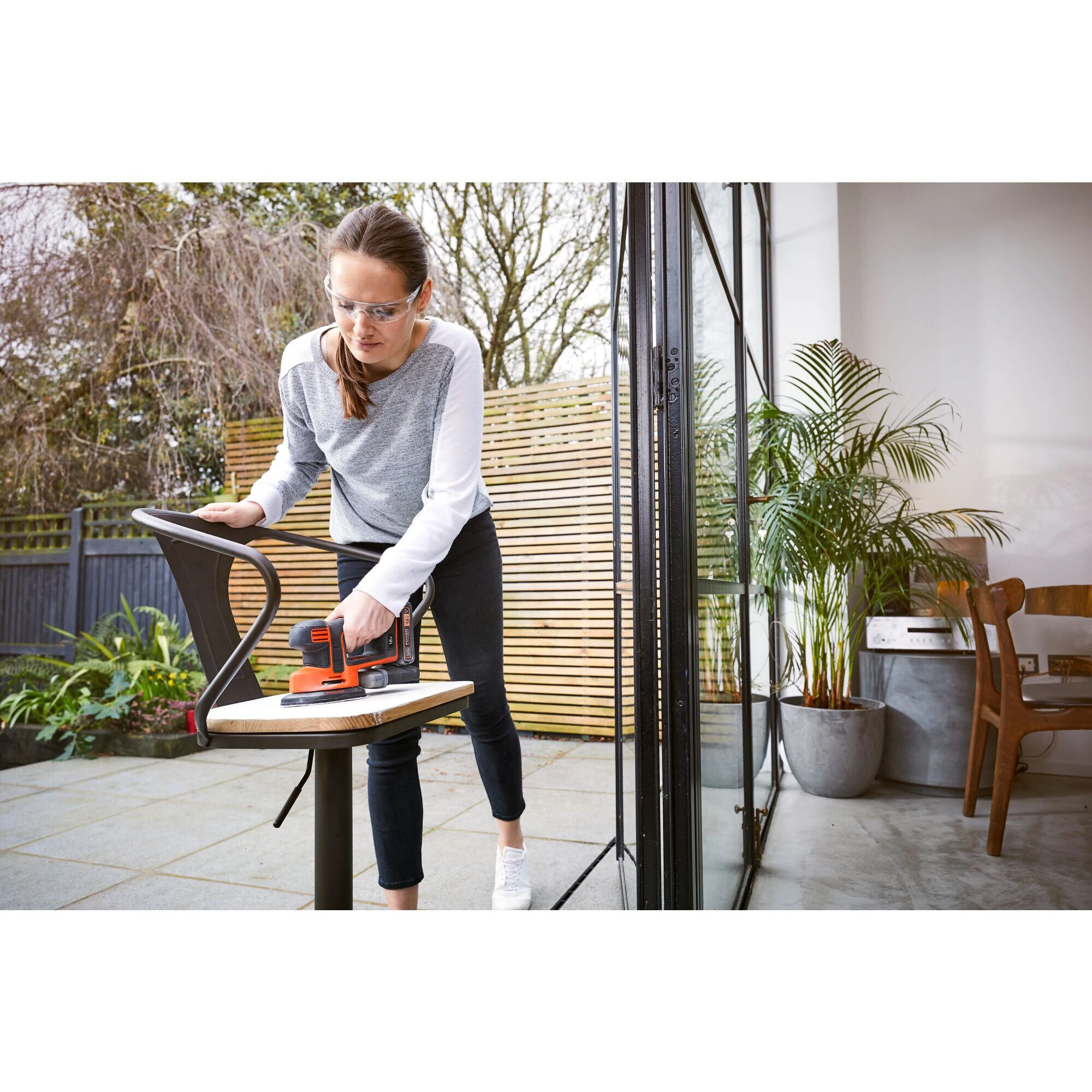 Black & Decker BLACK+DECKER Deltaschleifer Akku-Dreieckschleifer Mouse BDCDS18N, 18Volt 6 Black & Decker BLACK+DECKER Deltaschleifer Akku-Dreieckschleifer Mouse BDCDS18N, 18Volt – Bild 6