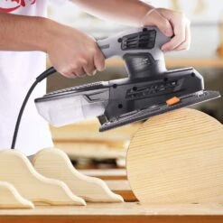 TACKLIFE 2,5 Ampere 6000-12.000 OPM 9×4,5 Zoll Schleifblatt Mit Super Großer Schleiffläche Und Variabler Geschwindigkeit - PSS02A -Black & Decker 8600367000 PSS02A prod 004