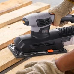 TACKLIFE 2,5 Ampere 6000-12.000 OPM 9×4,5 Zoll Schleifblatt Mit Super Großer Schleiffläche Und Variabler Geschwindigkeit - PSS02A -Black & Decker 8600367000 PSS02A prod 005